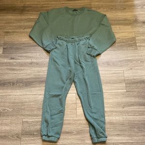 ZARA GREEN SWEATSUIT SET